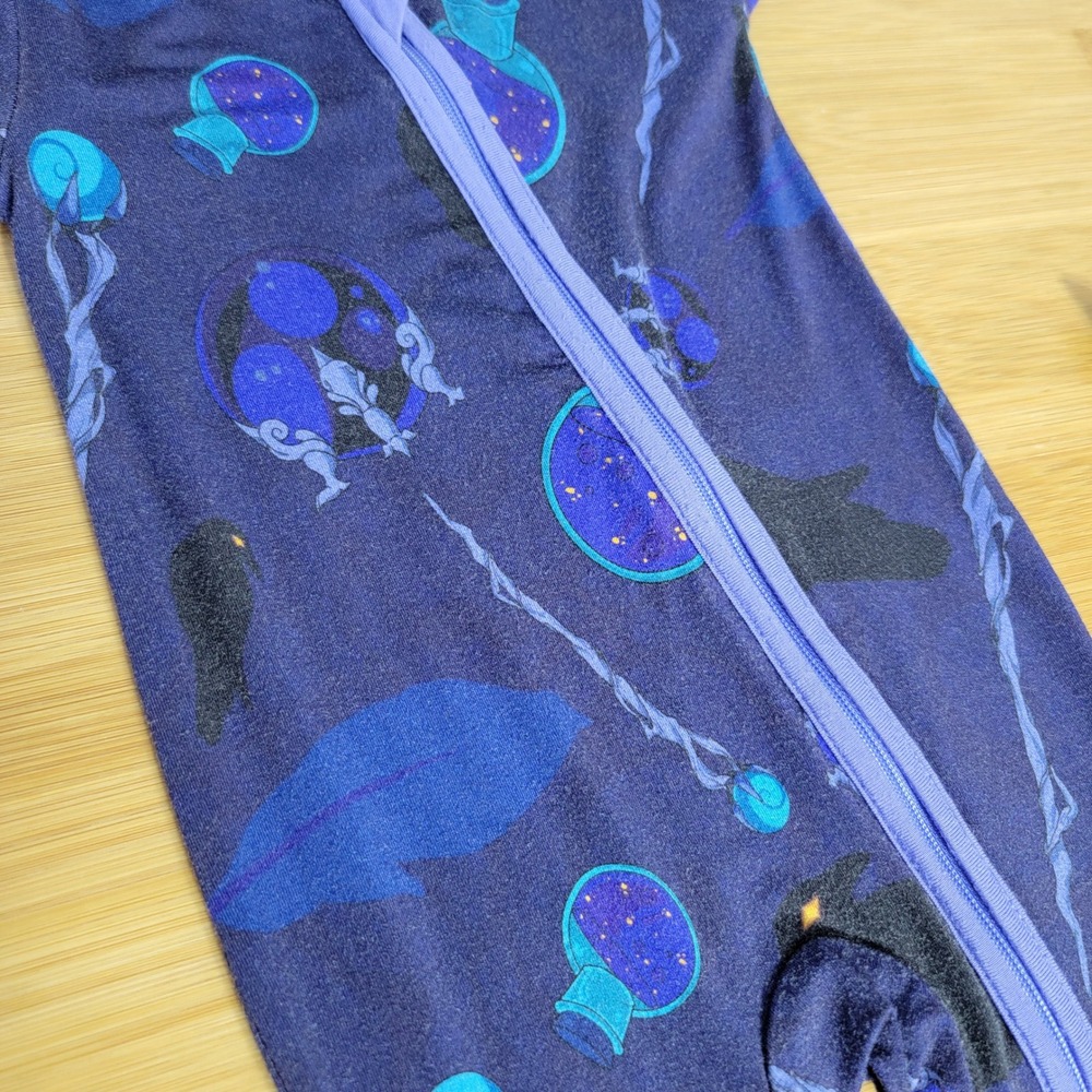 Newblette Attire Bamboo Convertible Zip Romper 0-3 Months Purple Warlock Witch - Picture 4 of 5